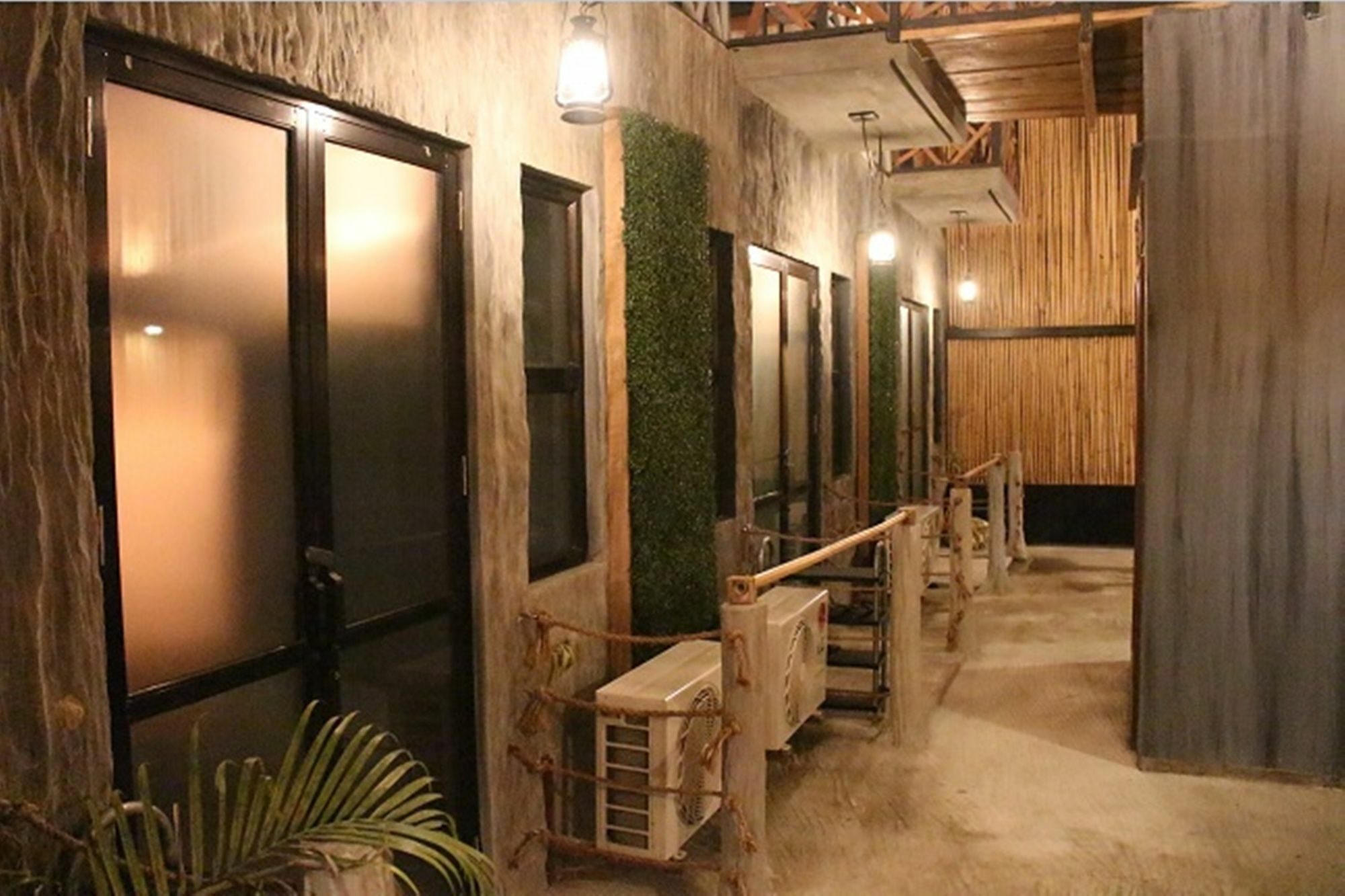 The Cavern Pod Hotel & Specialty Cafe El Nido Bagian luar foto